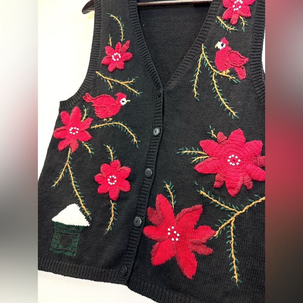 Capacity Vintage 90s Holiday sweater vest Cardinals poinsettia size Large black - Picture 2 of 7